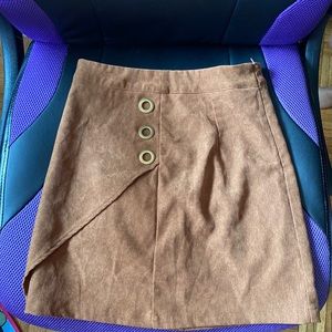 Brown mini skirt